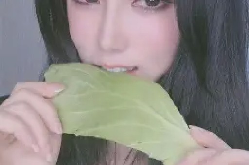 没想到国家出手曝光恶行才一天白冰竟又给谢霆锋添“麻烦”